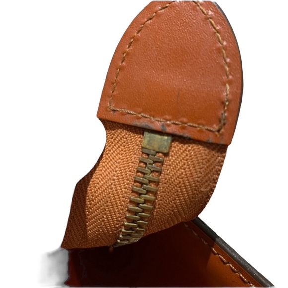 AUTHENTICATED LOUIS VUITTON EPI Leather SAC Triangle Hand Bag Cognac Brown +COA - Picture 9 of 16